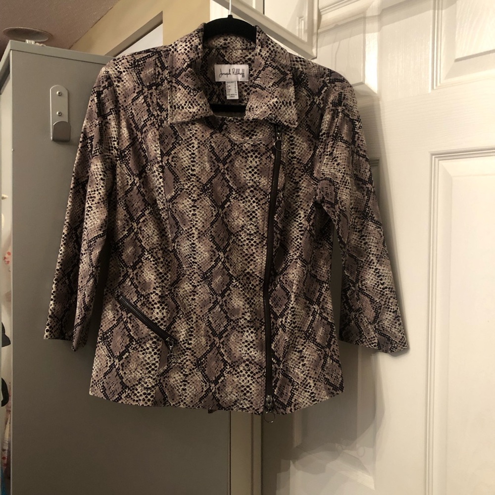 🇨🇦Joseph Ribkoff Python Print Zippered Jacket Size 12 - Picture 4 of 8